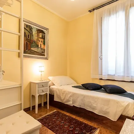 Like Venice *